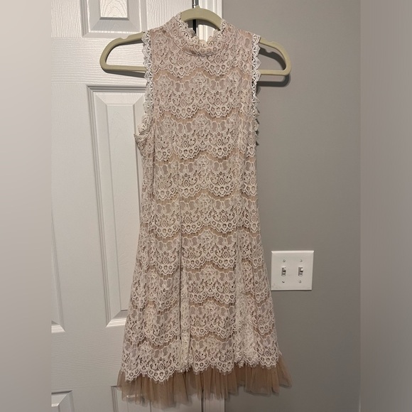 Lace Dress - Picture 1 of 2